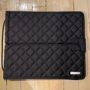 Sephora Pro Quilted Brush Easel Brush Holder